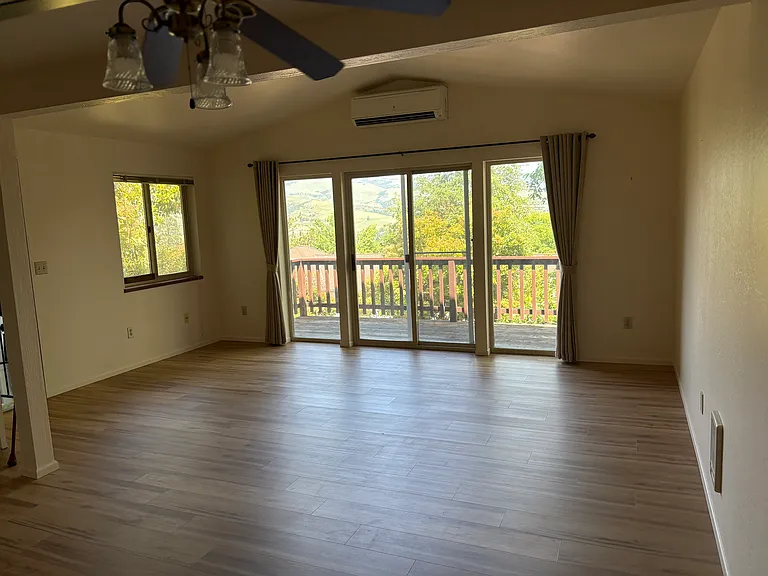 475 Maple Way — Photo 8