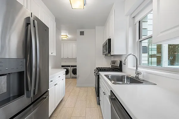 Kitchen, photo 1