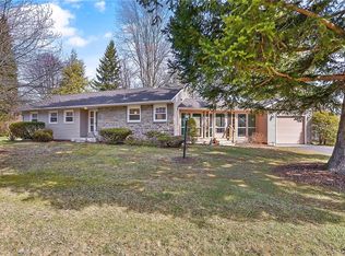 208 Palmer Dr, Fayetteville, NY 13066