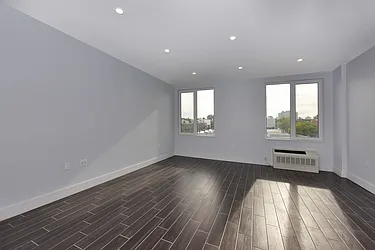 32-02 Astoria Boulevard S, #4