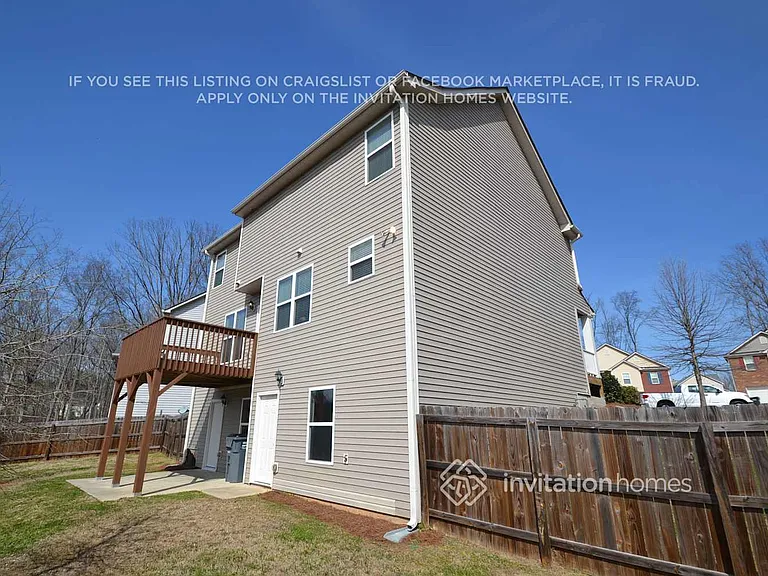 4579 Chafin Point Ct — Photo 12