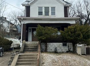 12 Elizabeth St, Mount Oliver, PA