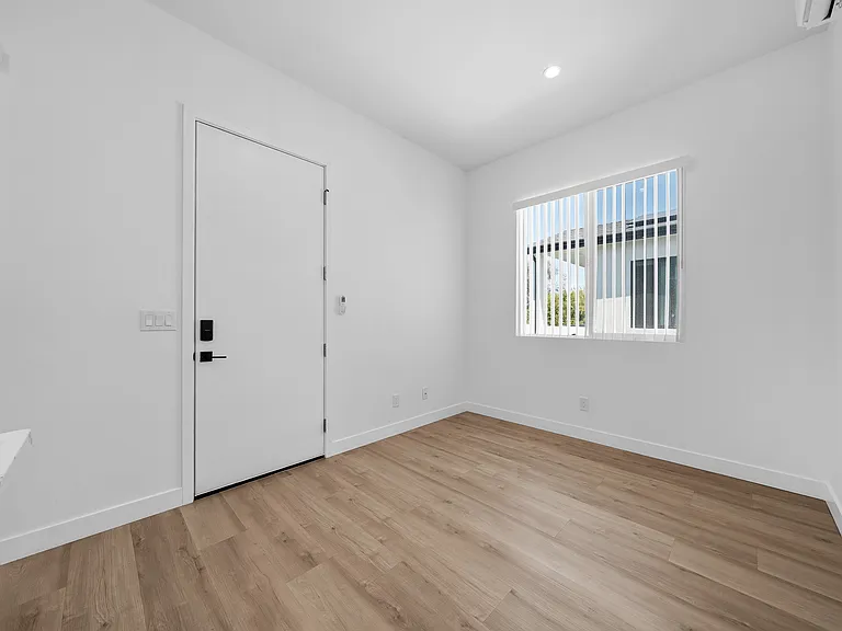 2872 Preece St #2 — Photo 9