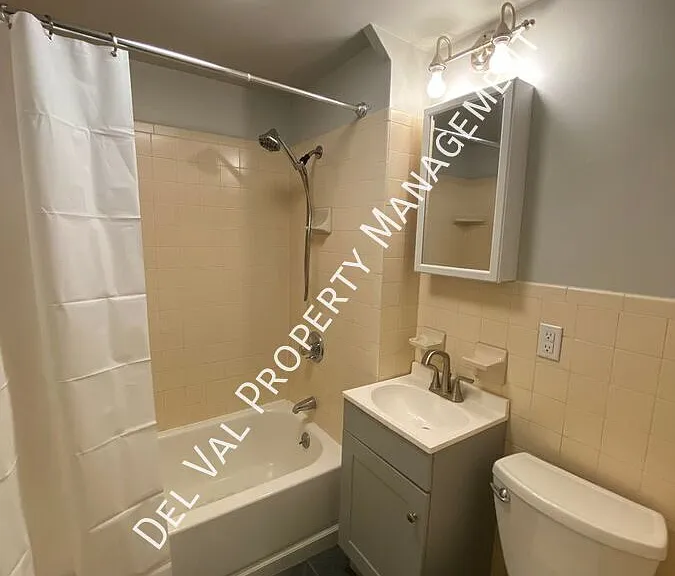 49 N Main St #1B — Photo 11