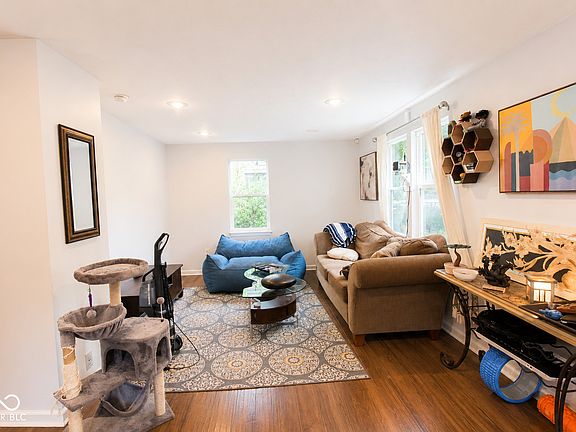 2nd image of 5188 Clarendon Rd