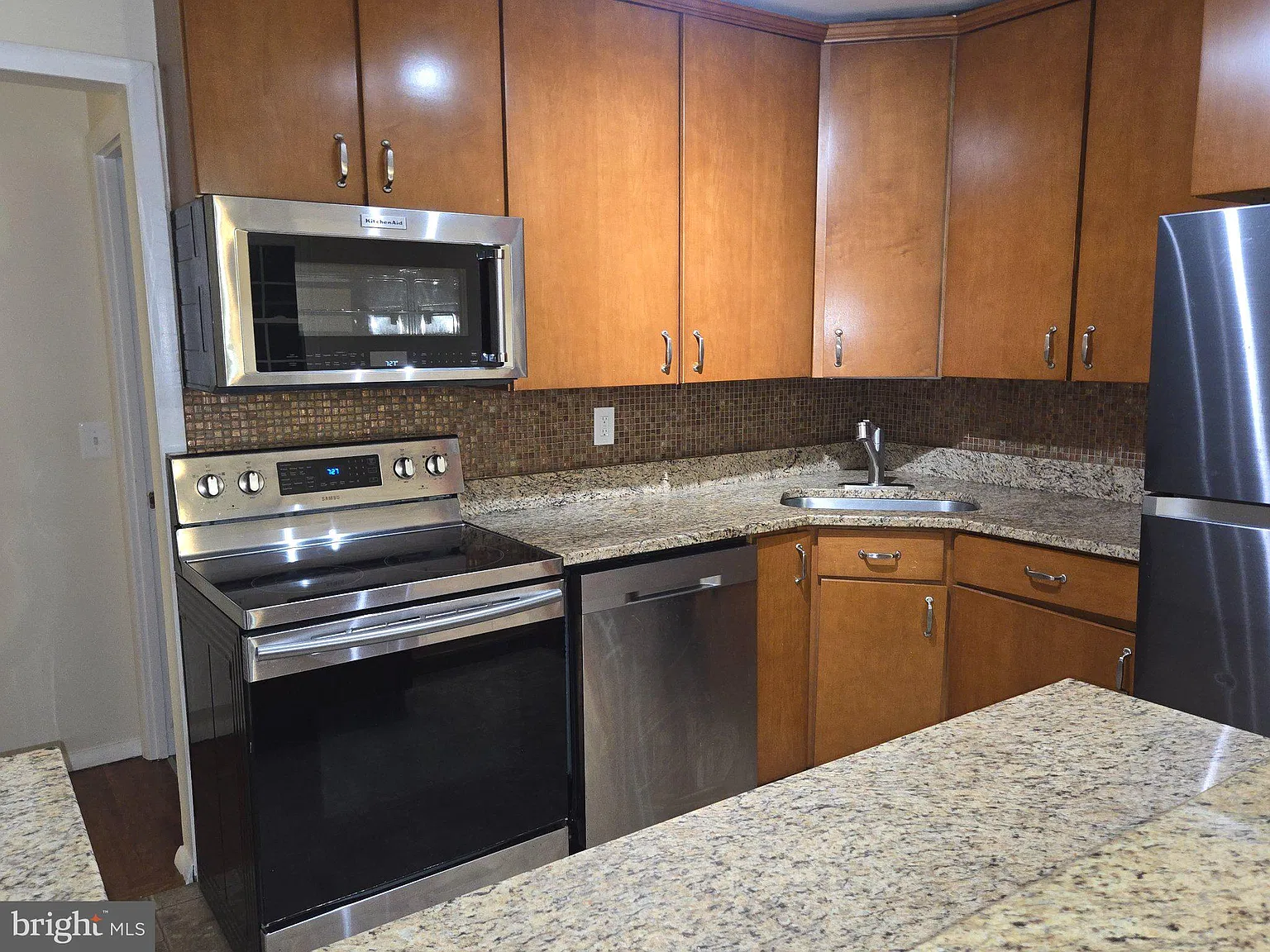 Hickory Hills Condo — Photo 1