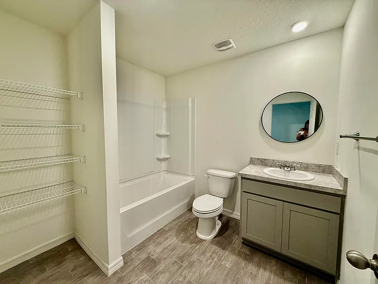 149 SW Becker Rd — Photo 10