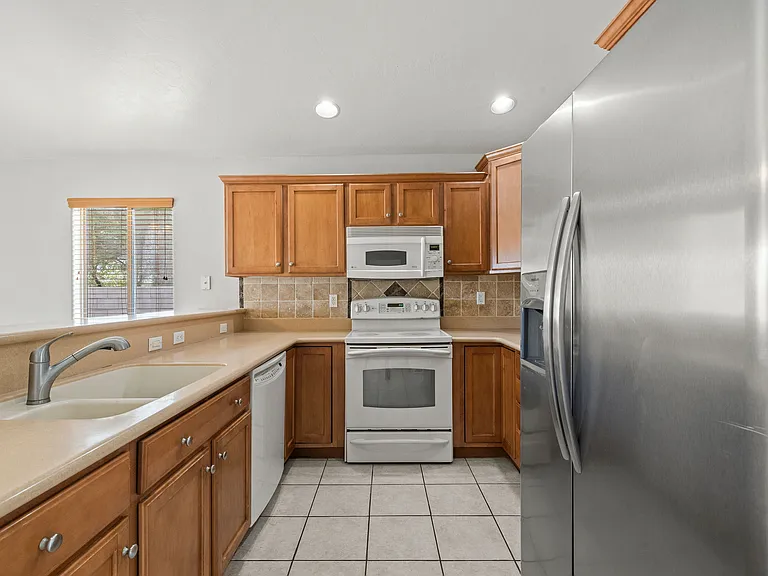 6673 E Cooperstown Dr — Photo 9