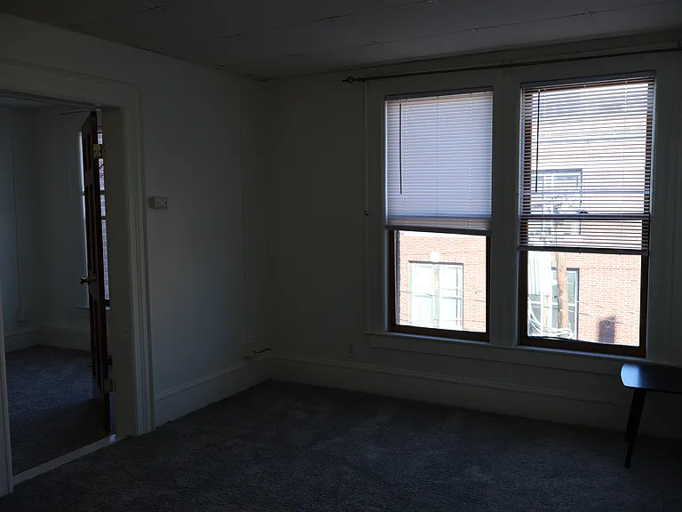 466 Broadway — Photo 12