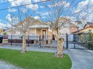 1401 Holly St, Houston, TX 77007