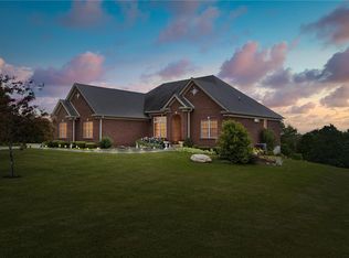 6880 Oak Ridge Rd, Hillsboro, OH 45133