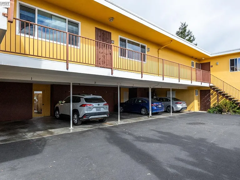 238 San Lorenzo Blvd #5 — Photo 17