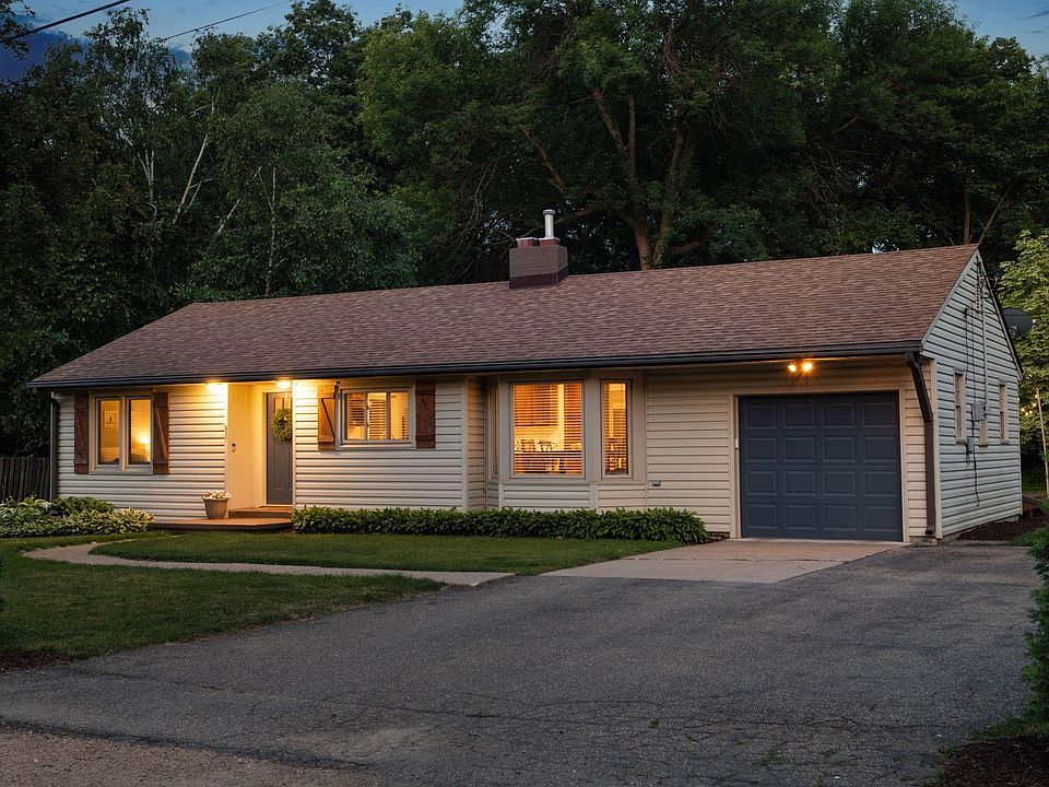 2476 Dunwoody Ave, Wayzata, MN 55391 Zillow