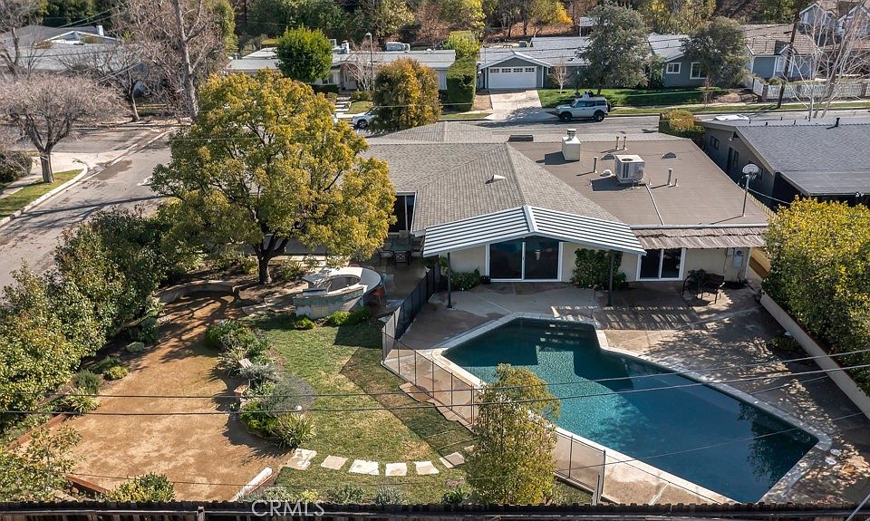 1st image of 4561 Willens Ave