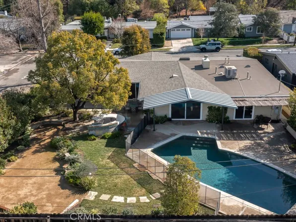 4561 Willens Ave, Woodland Hills, CA 91364