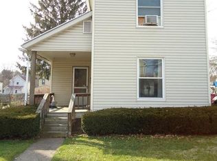 212 16th St NW, Barberton, OH