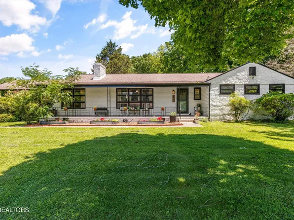 5220 NE Lavesta Rd, Knoxville, TN 37918