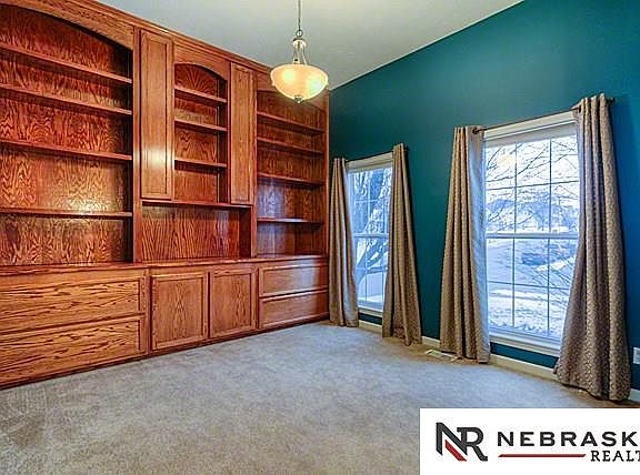 3rd image of 5931 S 175th Avenue Cir