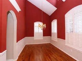 10123 Ripple Lake Dr, Houston, TX 77065