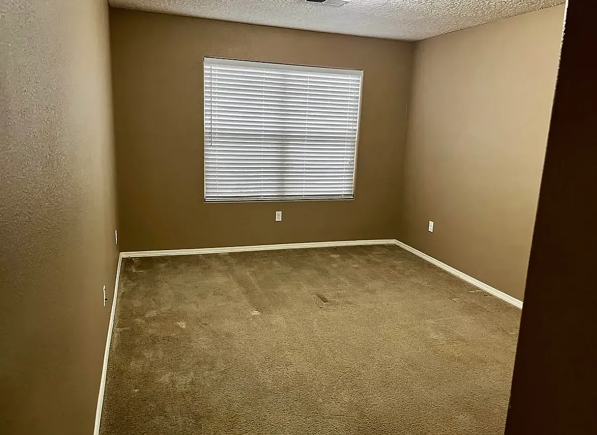 Hawk Eye Rd NW, Albuquerque — Photo 3