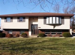 7170 W 83rd Pl, Crown Pt, IN 46307