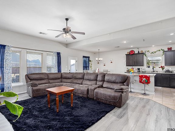 2nd image of 23196 Arcwood Dr