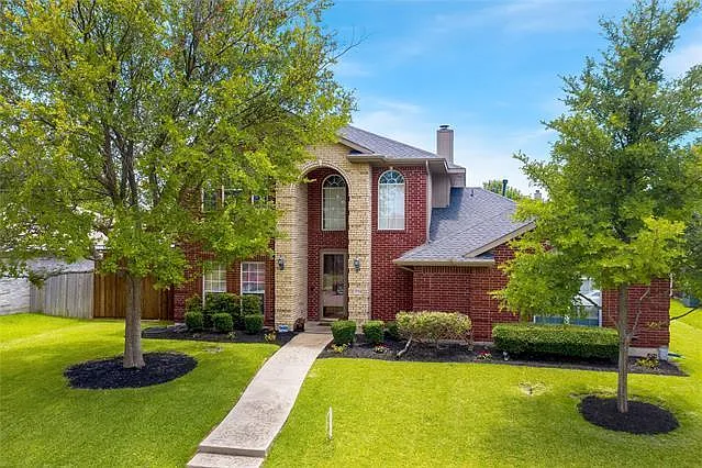 1302 Dearborn Rd