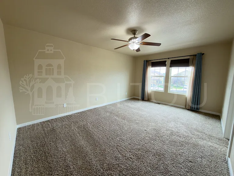 7356 Big Prairie Ct — Photo 9