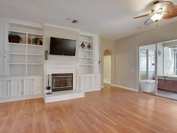 4th image of 763 Westfield Ct