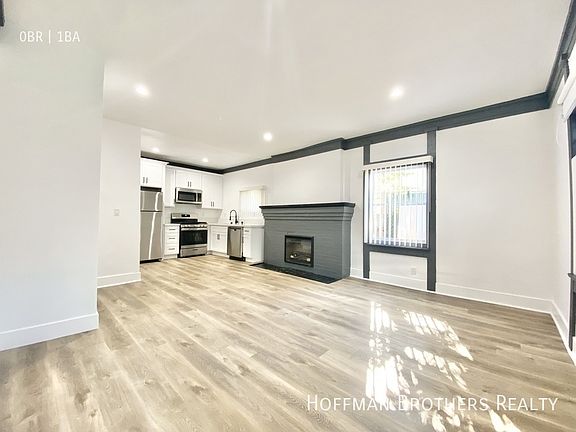 5th image of 2360 W Washington Blvd #202