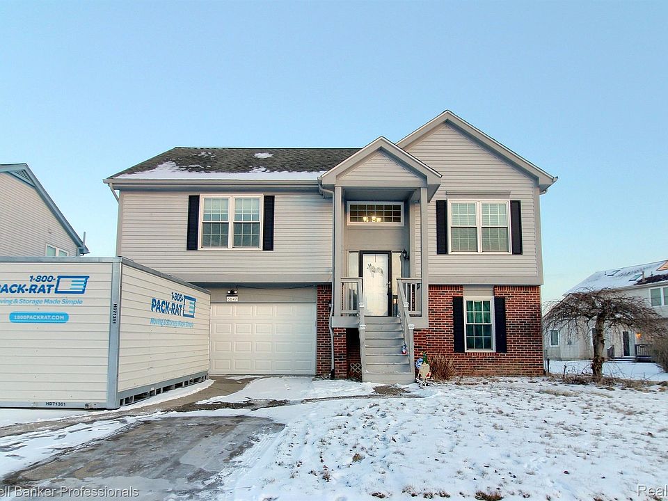 1st image of 6647 Robindale Dr