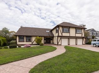 429 Greenbrier Rd, Half Moon Bay, CA 94019