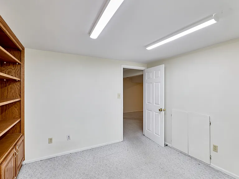 1815 Lakemont Ln — Photo 30