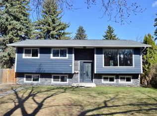 26 Greenwood Way, Strathcona County, AB T8A 0J5
