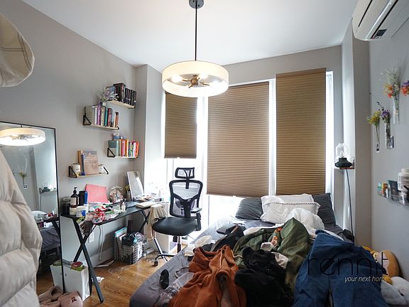 4th image of 853 Lexington Ave #3E