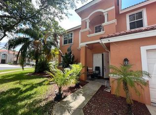 6208 Shadow Tree Ln, Lake Worth, FL 33463