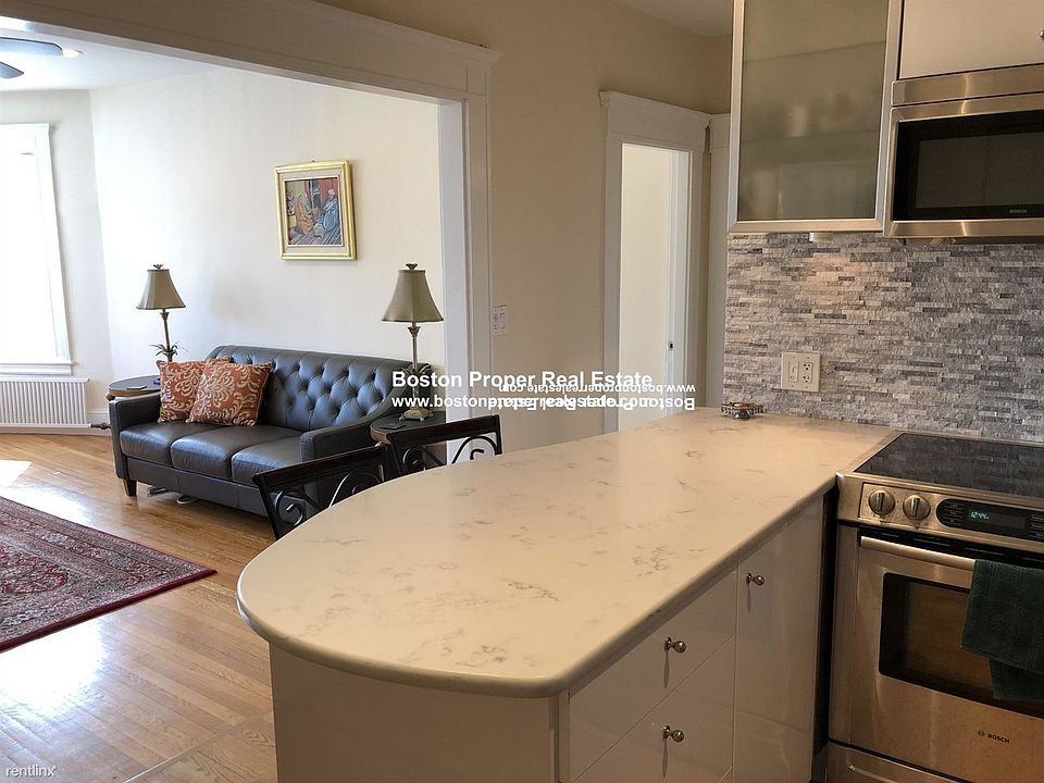 520 Beacon St. #5D Boston - Back Bay Unit Photo 2