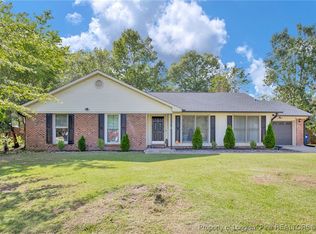 330 Woodberry Cir, Raeford, NC 28376