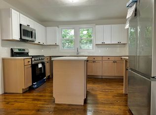 65 Chester St, Hamden, CT 06514