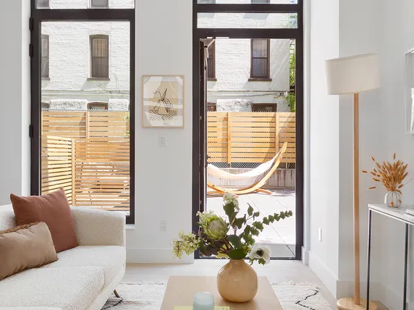 111 Montgomery Street B1 image 2 of 17