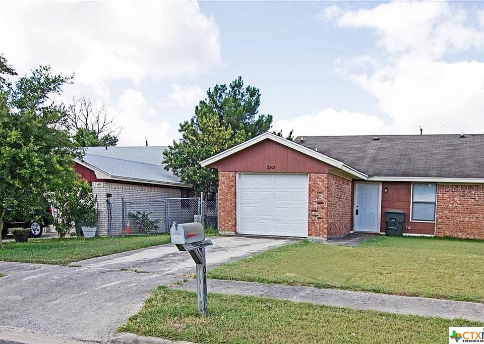 1st image of 2208 Spicewood Dr