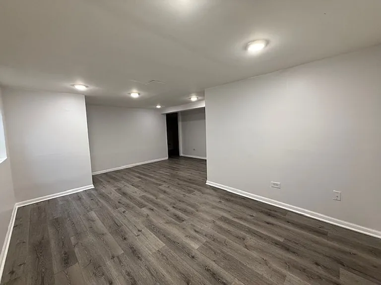 280 Paddock Cir — Photo 13
