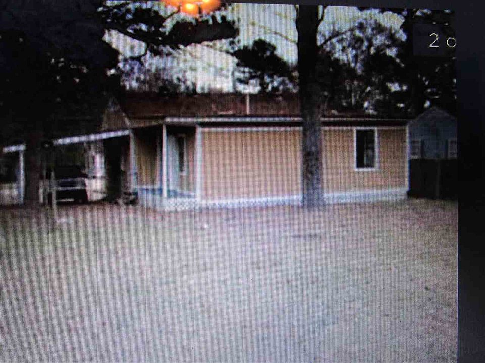 2nd image of 3035 Greenwood Ave