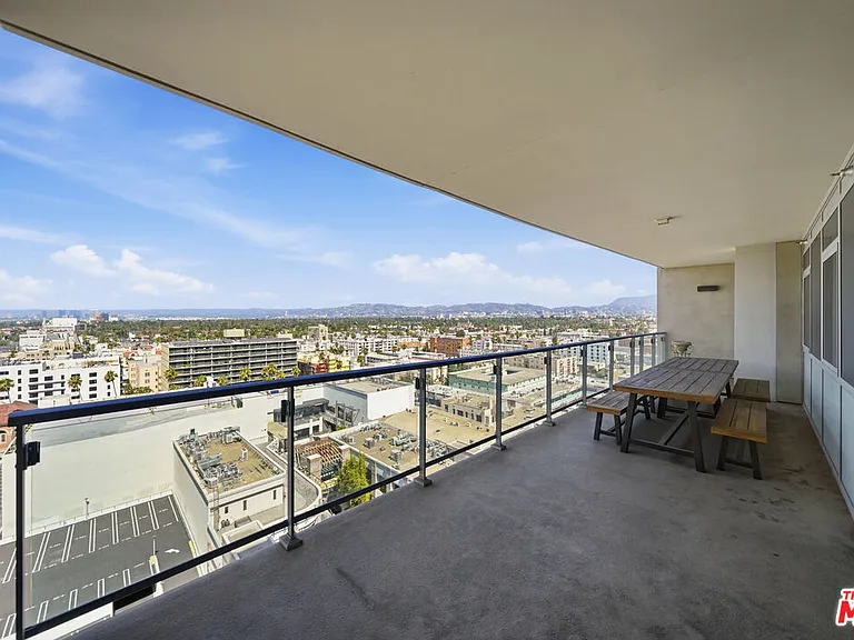3785 Wilshire Blvd #1607 — Photo 1