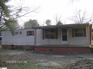 17 Tray Dr, Greenville, SC 29605