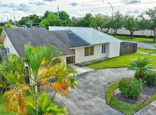 11120 SW 37th St, Miami, FL 33165