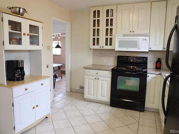 5th image of 3610 Olive St