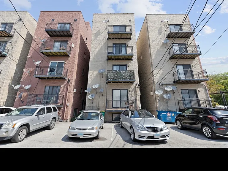 31 E 26th St #1 — Photo 2