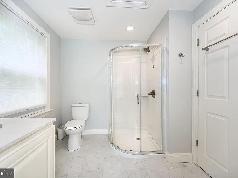 119 Watson Rd — Photo 37