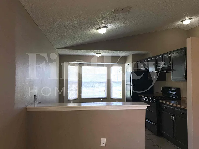 6524 Viewpoint Ct — Photo 5